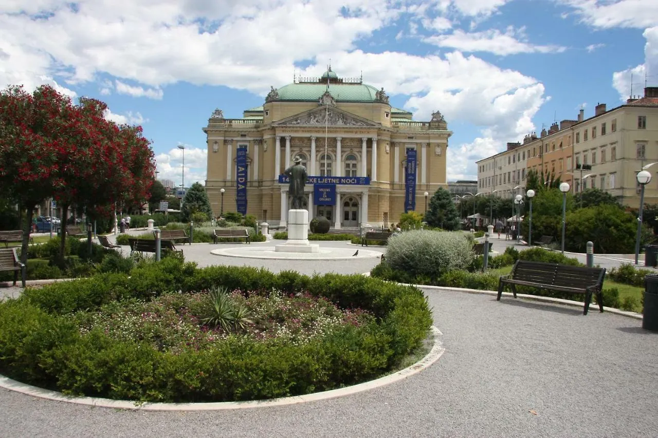 Apartment In City Center Rijeka